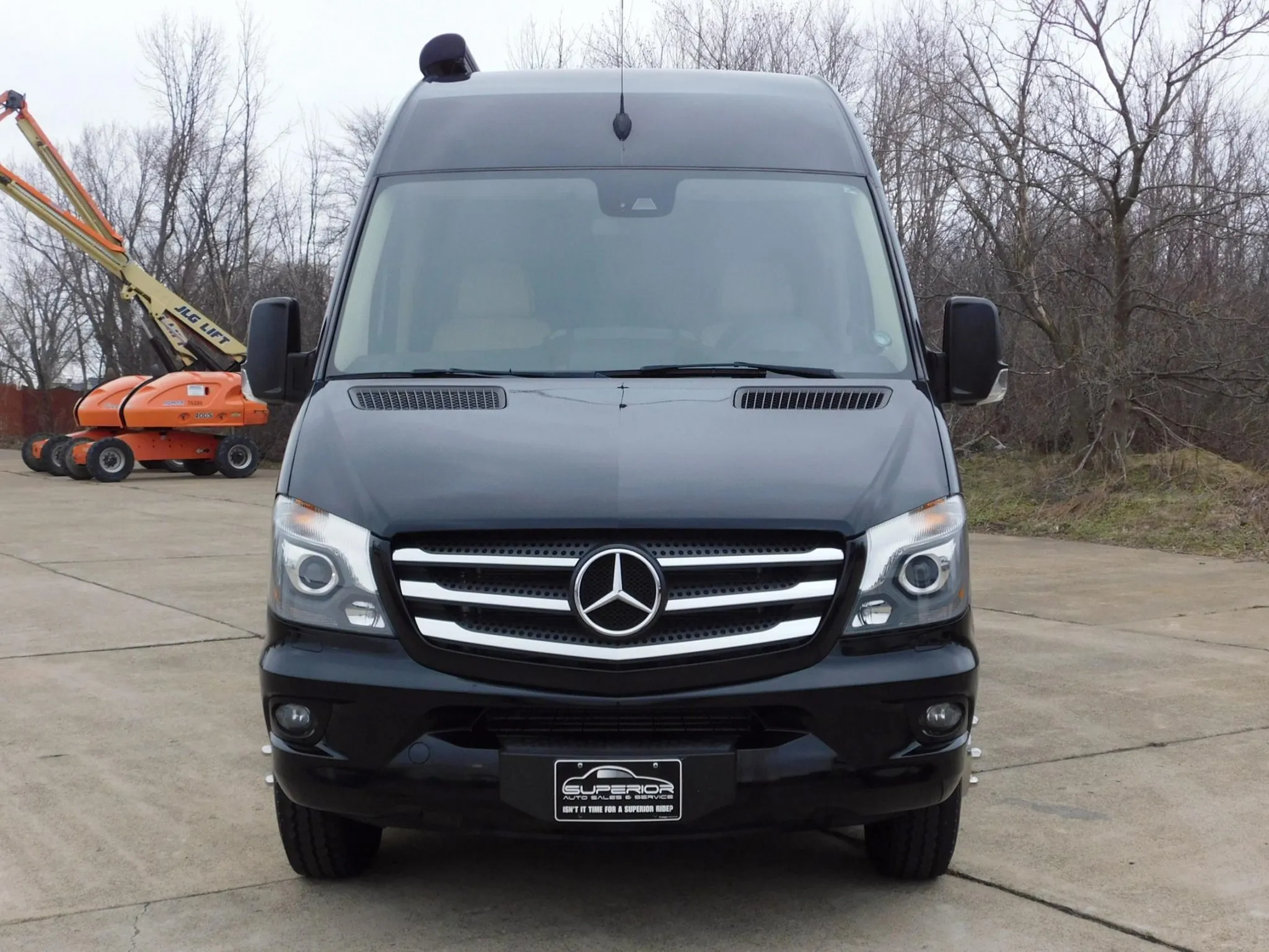 2017_mercedes-benz_sprinter_02-24846-scaled